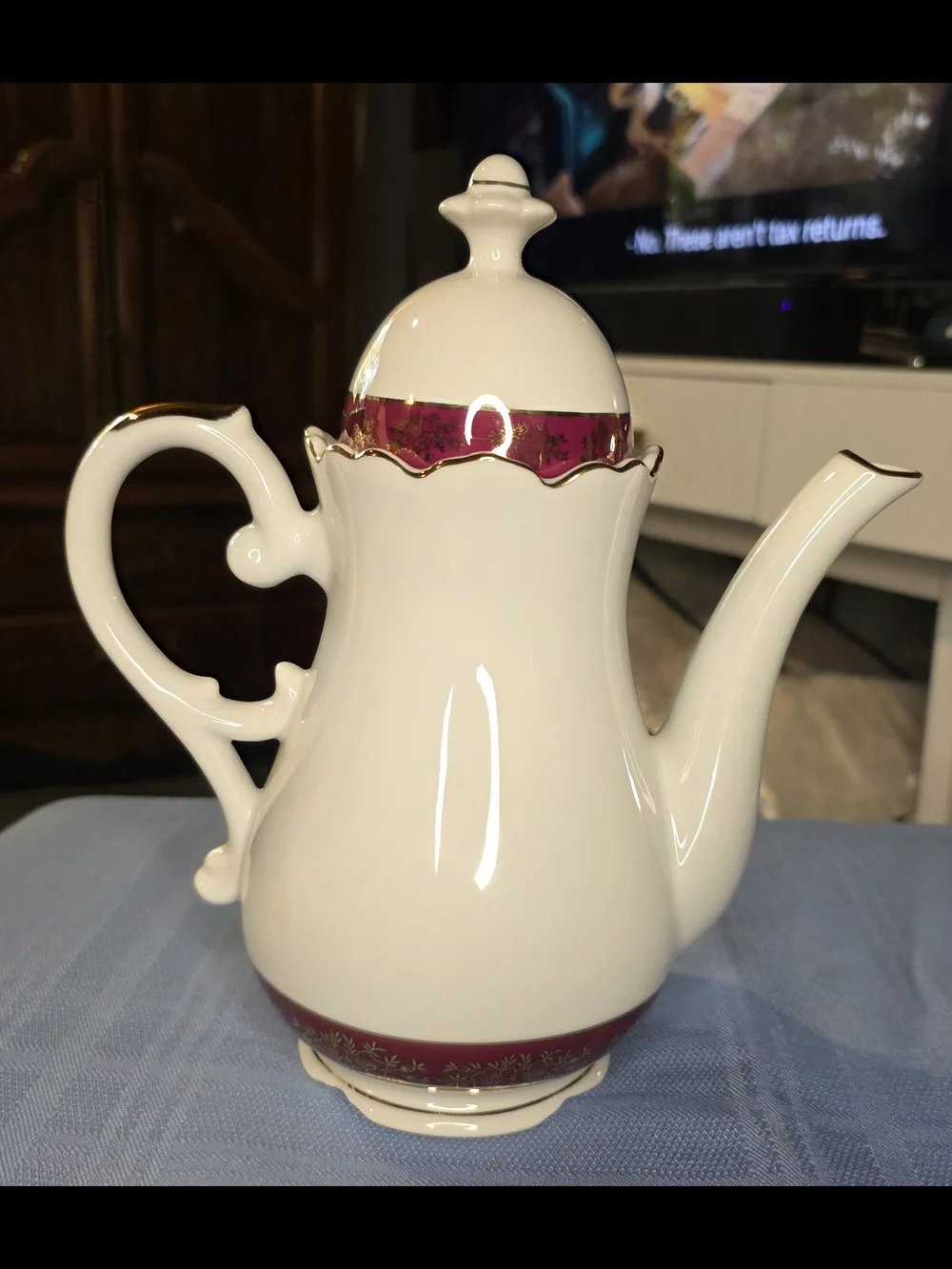 Norcrest Châtillon Fine Porcelain 40th Anniversary Coffee Pot Burgundy Gold